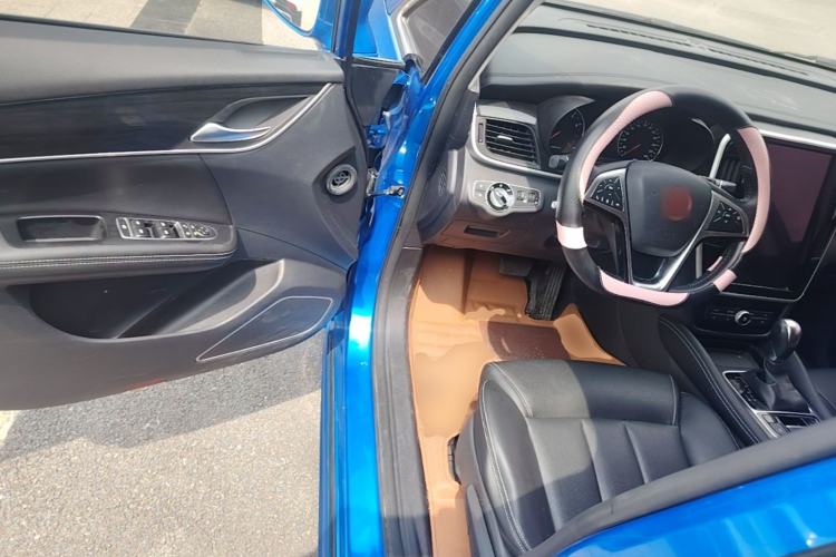 Used BYD Song MAX 2017 1.5T Automatic Smart Connect Elite 7-Seater Driver Seat