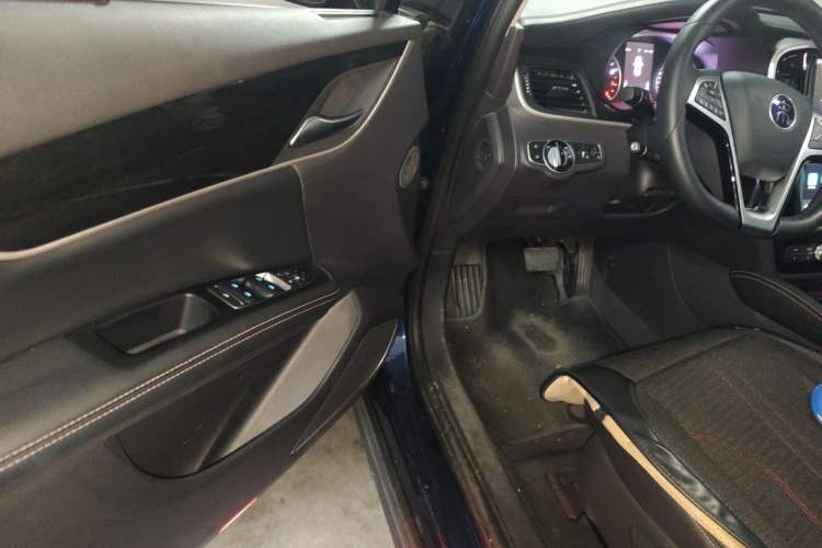 Used BYD Song MAX 2017 1.5T Automatic Smart Connect Elite 7-Seater Driver Seat