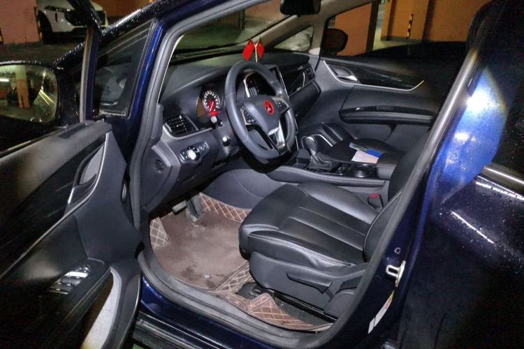 Used BYD Song MAX 2017 1.5T Automatic Smart Connect Elite 7-Seater Driver Seat