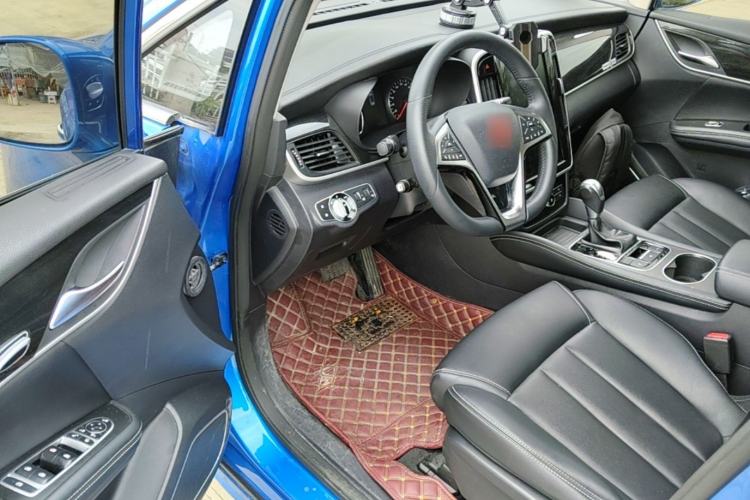 Used BYD Song MAX 2017 1.5T Automatic Smart Connect Prestige 7-Seater Driver Seat