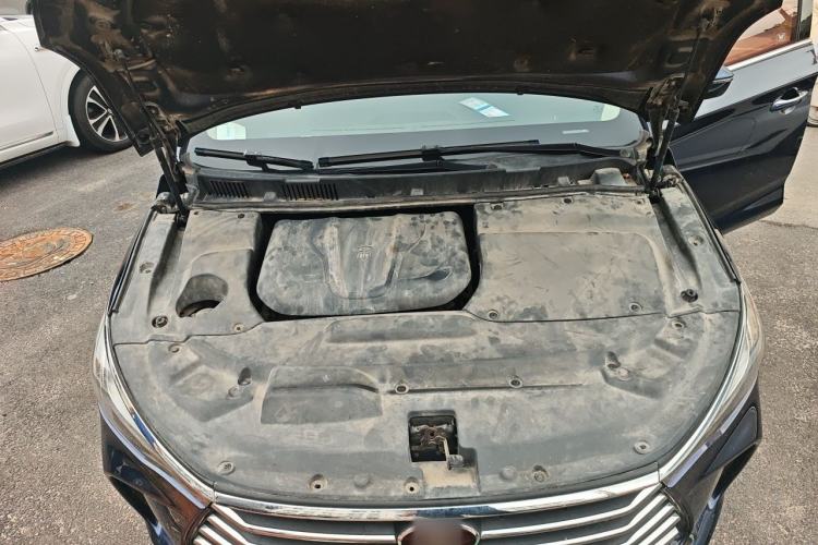 Used BYD Song MAX 2017 1.5T Automatic Smart Connect Elite 7-Seater Engine Bay
