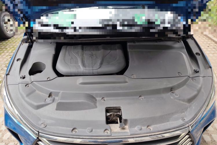 Used BYD Song MAX 2017 1.5T Automatic Smart Connect Elite 7-Seater Engine Bay