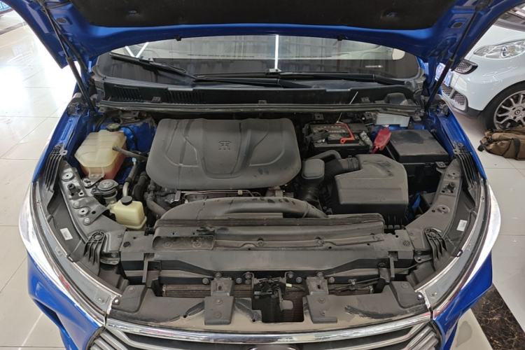 Used BYD Song MAX 2017 1.5T Automatic Smart Connect Elite 7-Seater Engine Bay