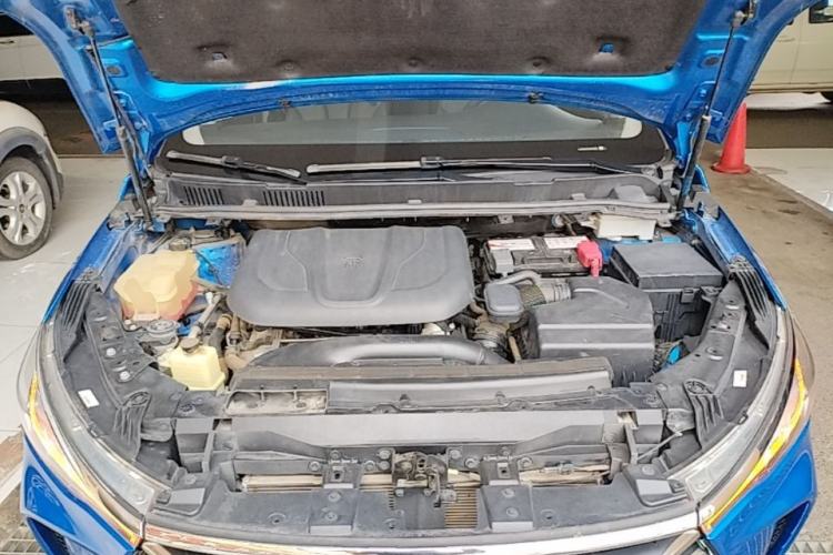 Used BYD Song MAX 2017 1.5T Automatic Smart Connect Elite 7-Seater Engine Bay