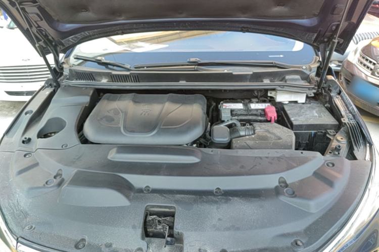 Used BYD Song MAX 2017 1.5T Automatic Smart Connect Prestige 7-Seater Engine Bay