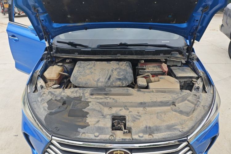 Used BYD Song MAX 2017 1.5T Automatic Smart Connect Elite 7-Seater Engine Bay