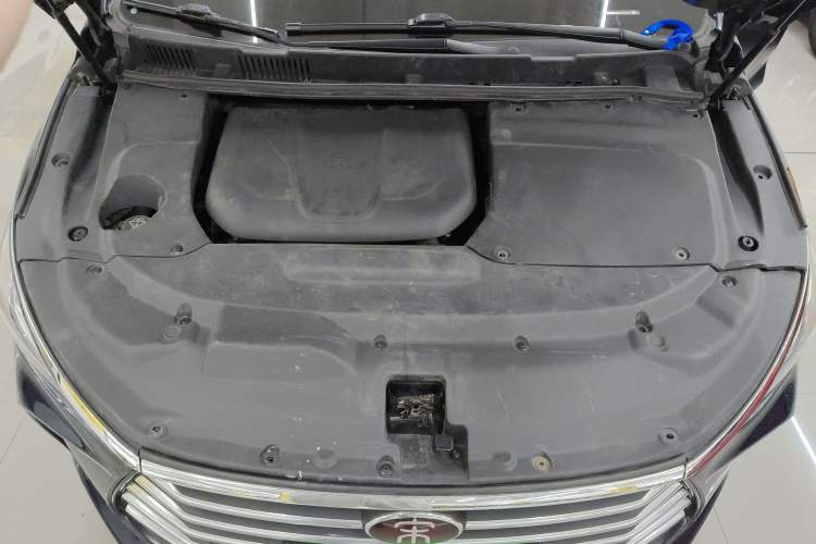 Used BYD Song MAX 2017 1.5T Automatic Smart Connect Elite 7-Seater Engine Bay