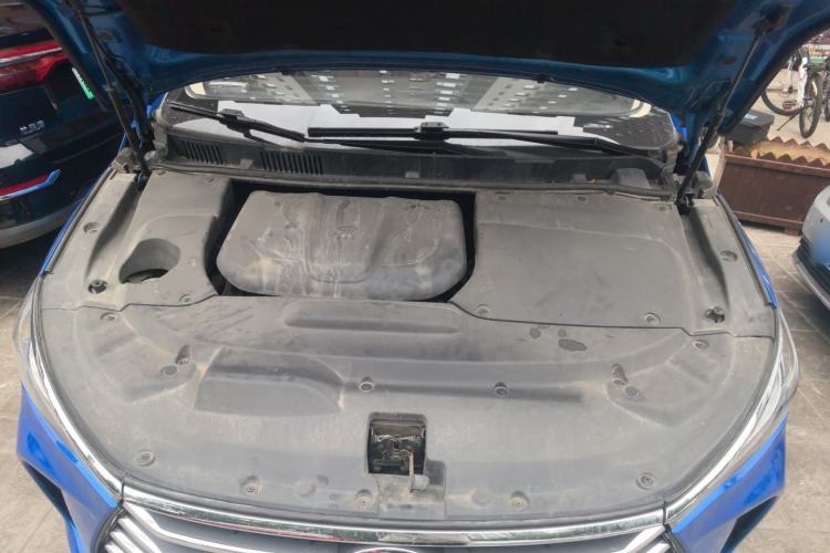 Used BYD Song MAX 2017 1.5T Automatic Smart Connect Elite 7-Seater Engine Bay