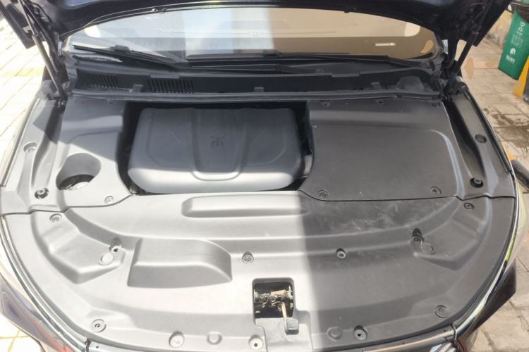 Used BYD Song MAX 2017 1.5T Automatic Smart Connect Elite 7-Seater Engine Bay