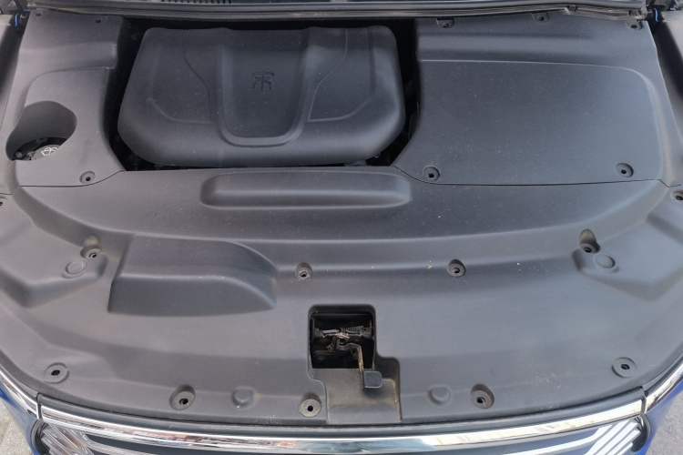 Used BYD Song MAX 2017 1.5T Automatic Smart Connect Elite 7-Seater Engine Bay