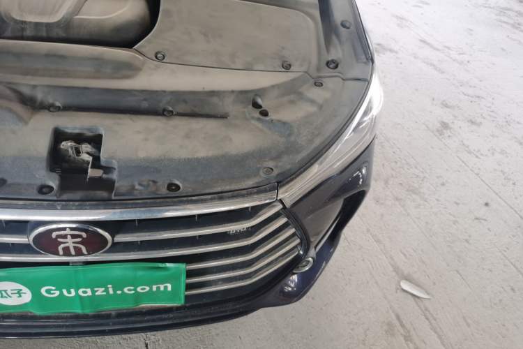 Used BYD Song MAX 2017 1.5T Automatic Smart Connect Luxury 7-Seater Engine Bay Left