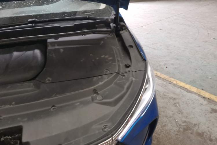 Used BYD Song MAX 2017 1.5T Automatic Smart Connect Elite 7-Seater Engine Bay Left