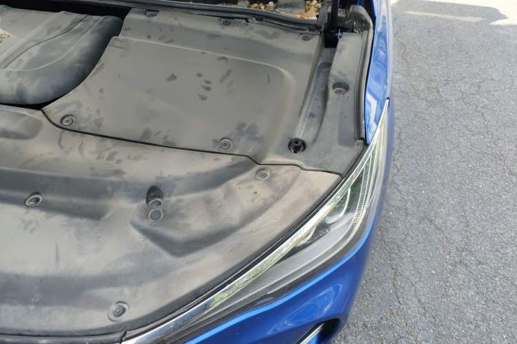 Used BYD Song MAX 2017 1.5T Automatic Smart Connect Elite 7-Seater Engine Bay Left