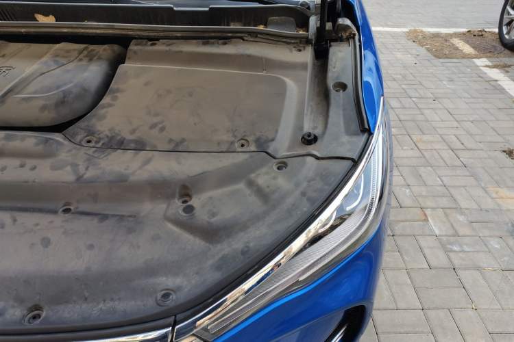 Used BYD Song MAX 2017 1.5T Automatic Smart Connect Prestige 7-Seater Engine Bay Left