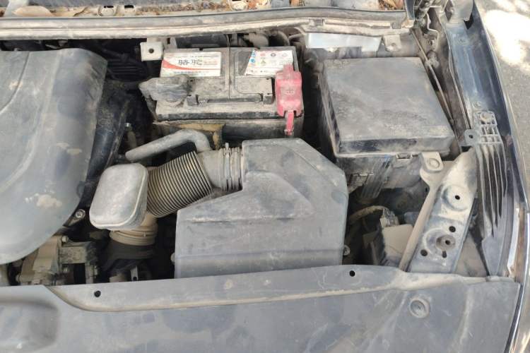 Used BYD Song MAX 2017 1.5T Automatic Smart Connect Elite 7-Seater Engine Bay Left