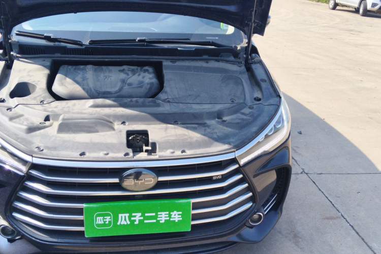 Used BYD Song MAX 2017 1.5T Automatic Smart Connect Elite 7-Seater Engine Bay Left