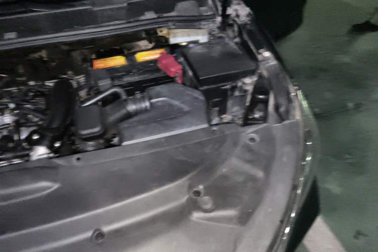 Used BYD Song MAX 2017 1.5T Automatic Smart Connect Elite 7-Seater Engine Bay Left