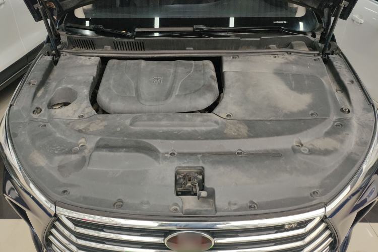 Used BYD Song MAX 2017 1.5T Automatic Smart Connect Elite 7-Seater Engine Bay