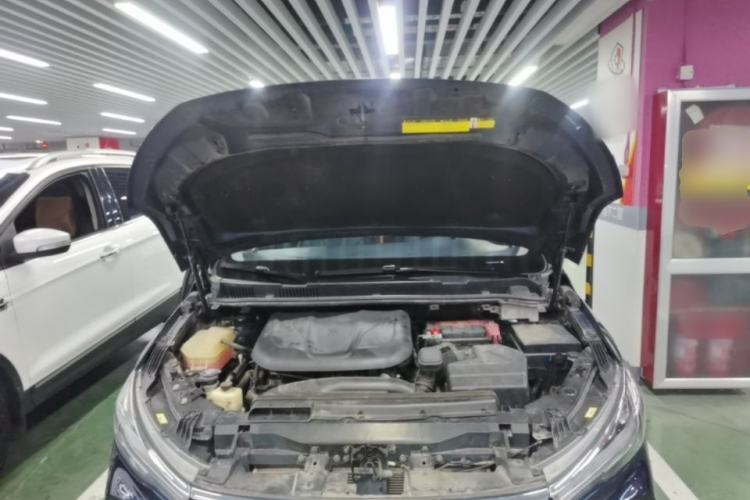 Used BYD Song MAX 2017 1.5T Automatic Smart Connect Luxury 7-Seater Engine Bay