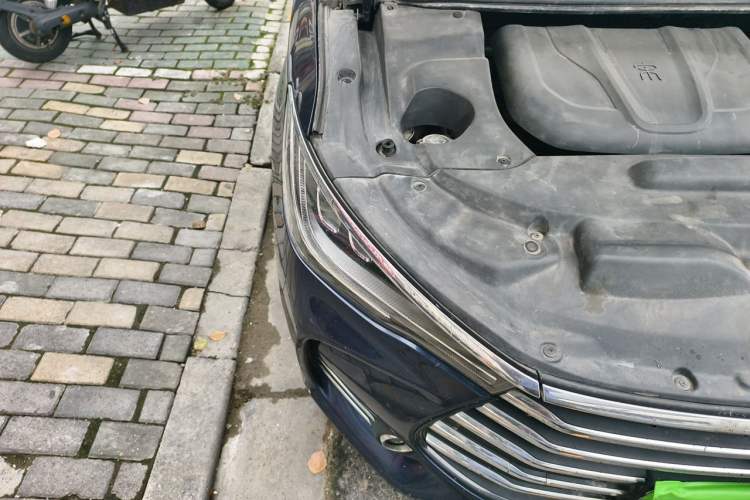 Used BYD Song MAX 2017 1.5T Automatic Smart Connect Elite 7-Seater Engine Bay Right