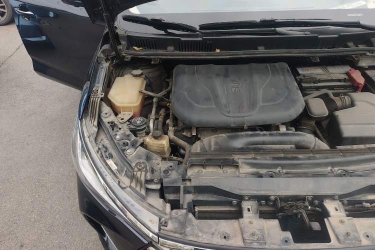 Used BYD Song MAX 2017 1.5T Automatic Smart Connect Prestige 7-Seater Engine Bay Right