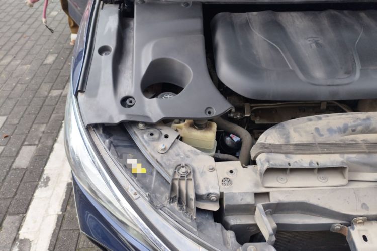Used BYD Song MAX 2017 1.5T Automatic Smart Connect Elite 7-Seater Engine Bay Right