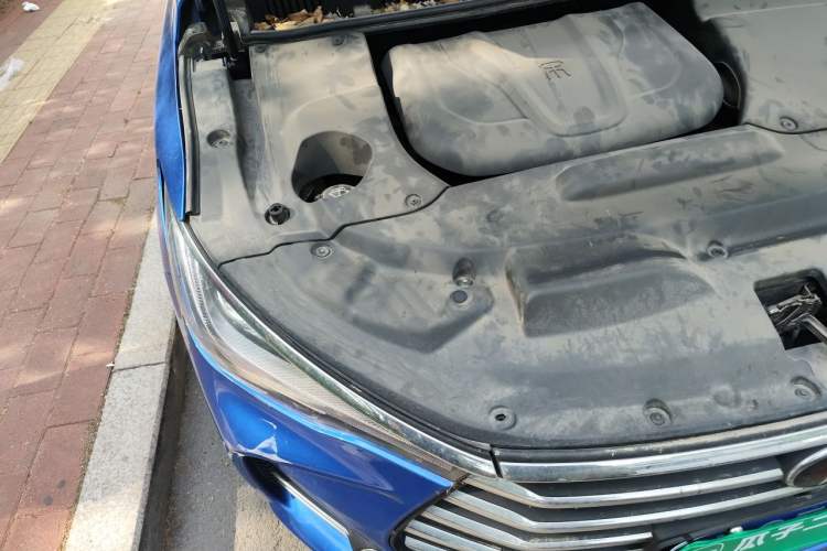 Used BYD Song MAX 2017 1.5T Automatic Smart Connect Elite 7-Seater Engine Bay Right