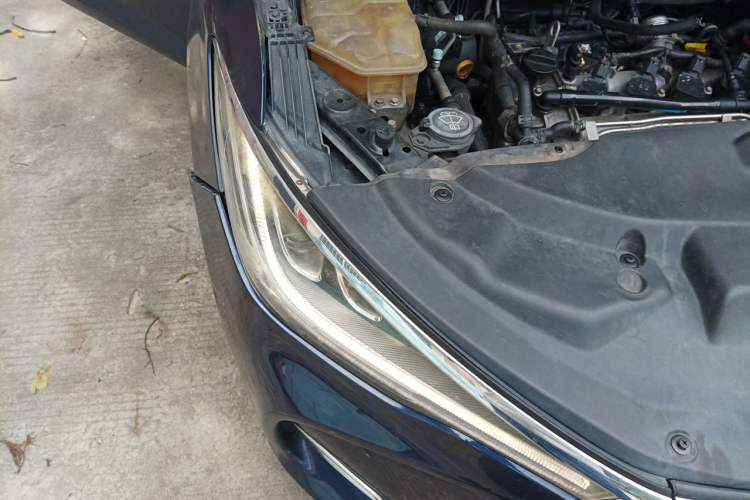 Used BYD Song MAX 2017 1.5T Automatic Smart Connect Elite 7-Seater Engine Bay Right