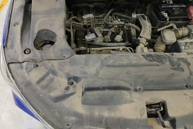 Used BYD Song MAX 2017 1.5T Automatic Smart Connect Prestige 7-Seater Engine Bay Right
