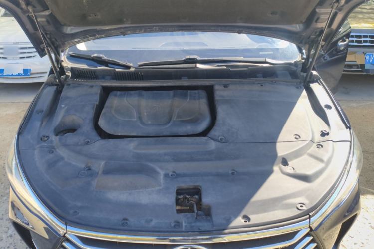 Used BYD Song MAX 2017 1.5T Automatic Smart Connect Elite 7-Seater Engine Bay