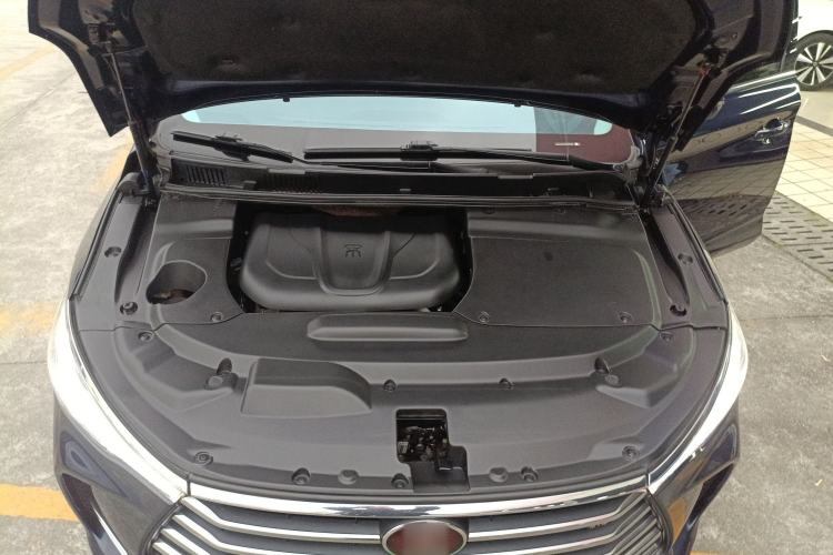 Used BYD Song MAX 2017 1.5T Automatic Smart Connect Elite 7-Seater Engine Bay