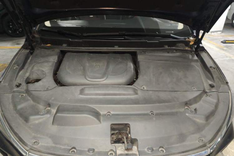 Used BYD Song MAX 2017 1.5T Automatic Smart Connect Elite 7-Seater Engine Bay