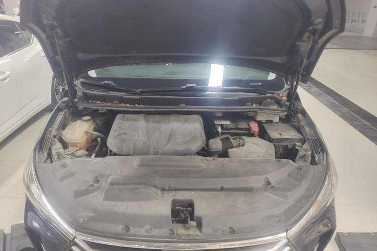 Used BYD Song MAX 2017 1.5T Automatic Smart Connect Elite 7-Seater Engine Bay