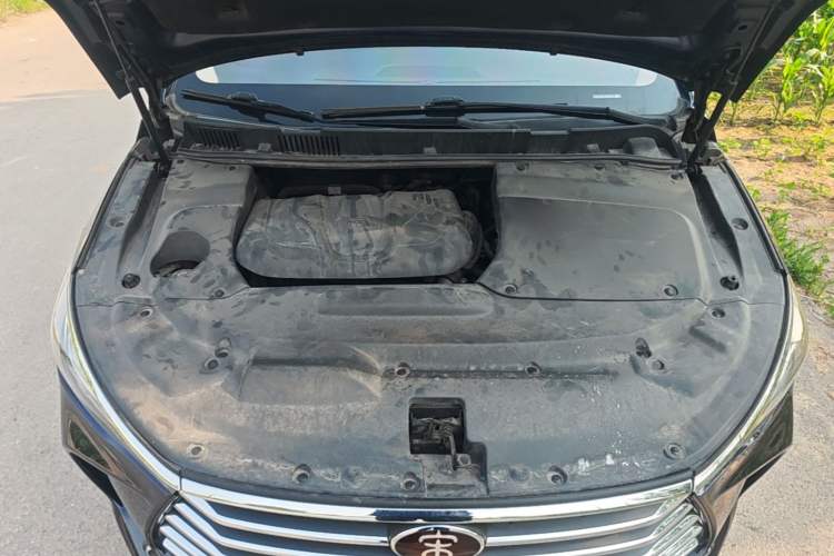 Used BYD Song MAX 2017 1.5T Automatic Comfort Model 7 Seats Engine Bay
