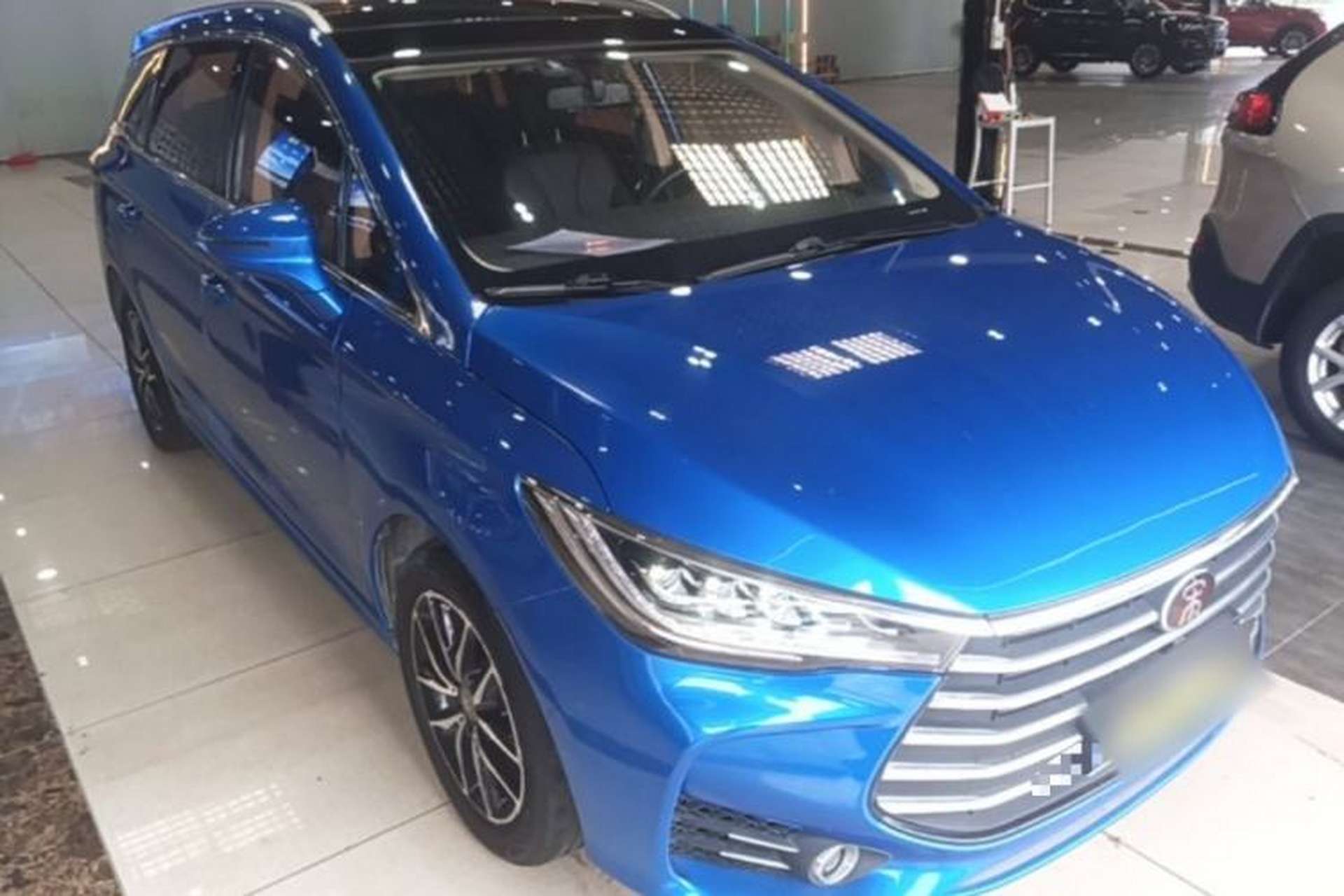 Used BYD Song MAX 2017 1.5T Automatic Smart Connect Elite 7-Seater Exterior 1