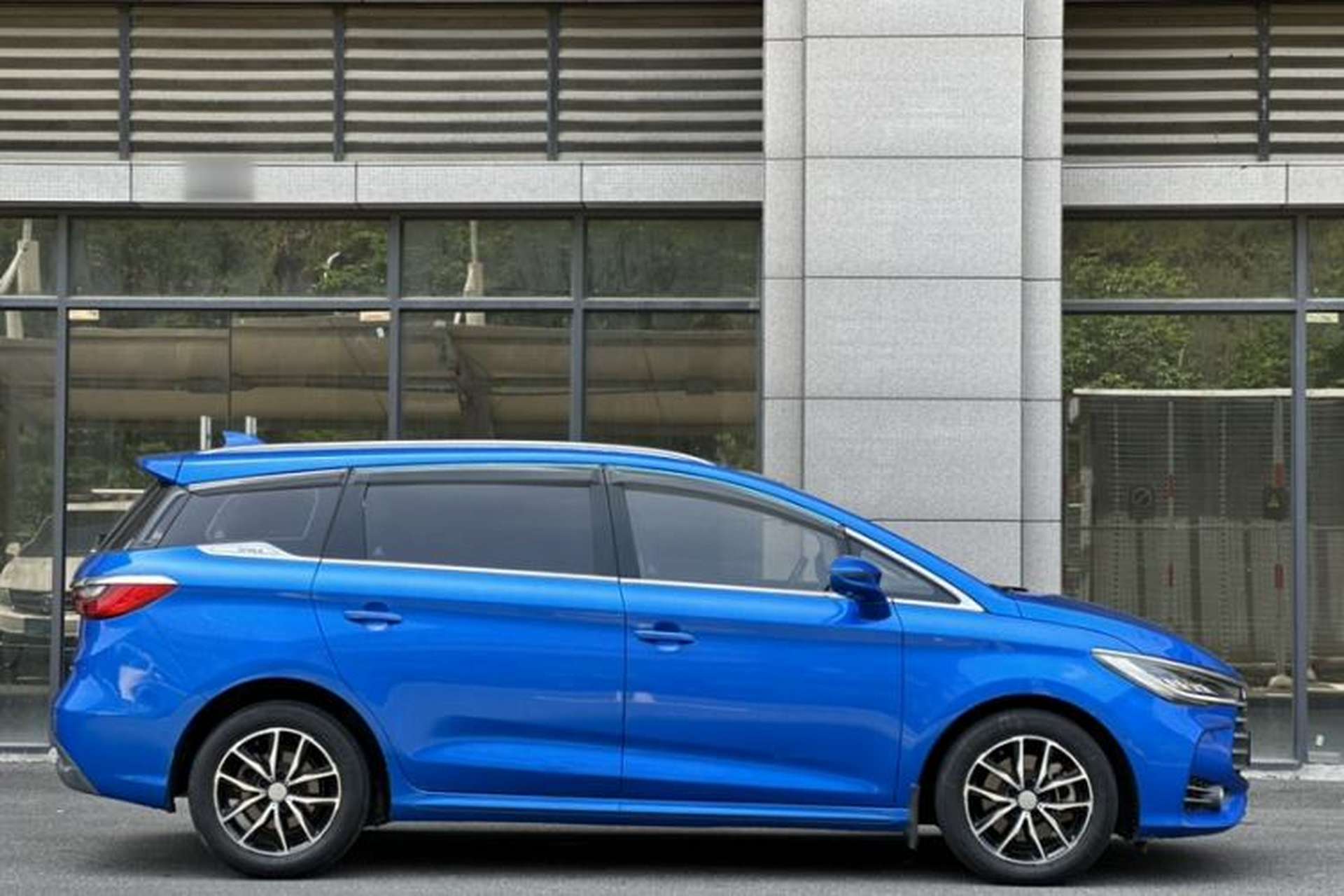 Used BYD Song MAX 2017 1.5T Automatic Smart Connect Elite 7-Seater Exterior 1