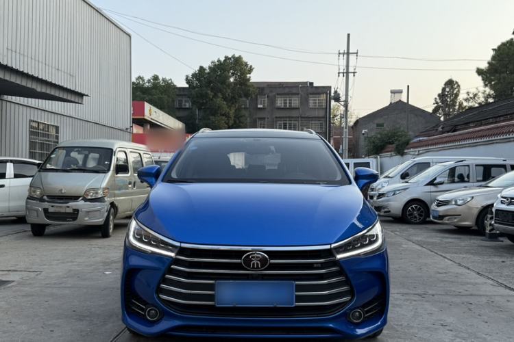 Used BYD Song MAX 2017 1.5T Automatic Smart Connect Elite 7-Seater Exterior 2