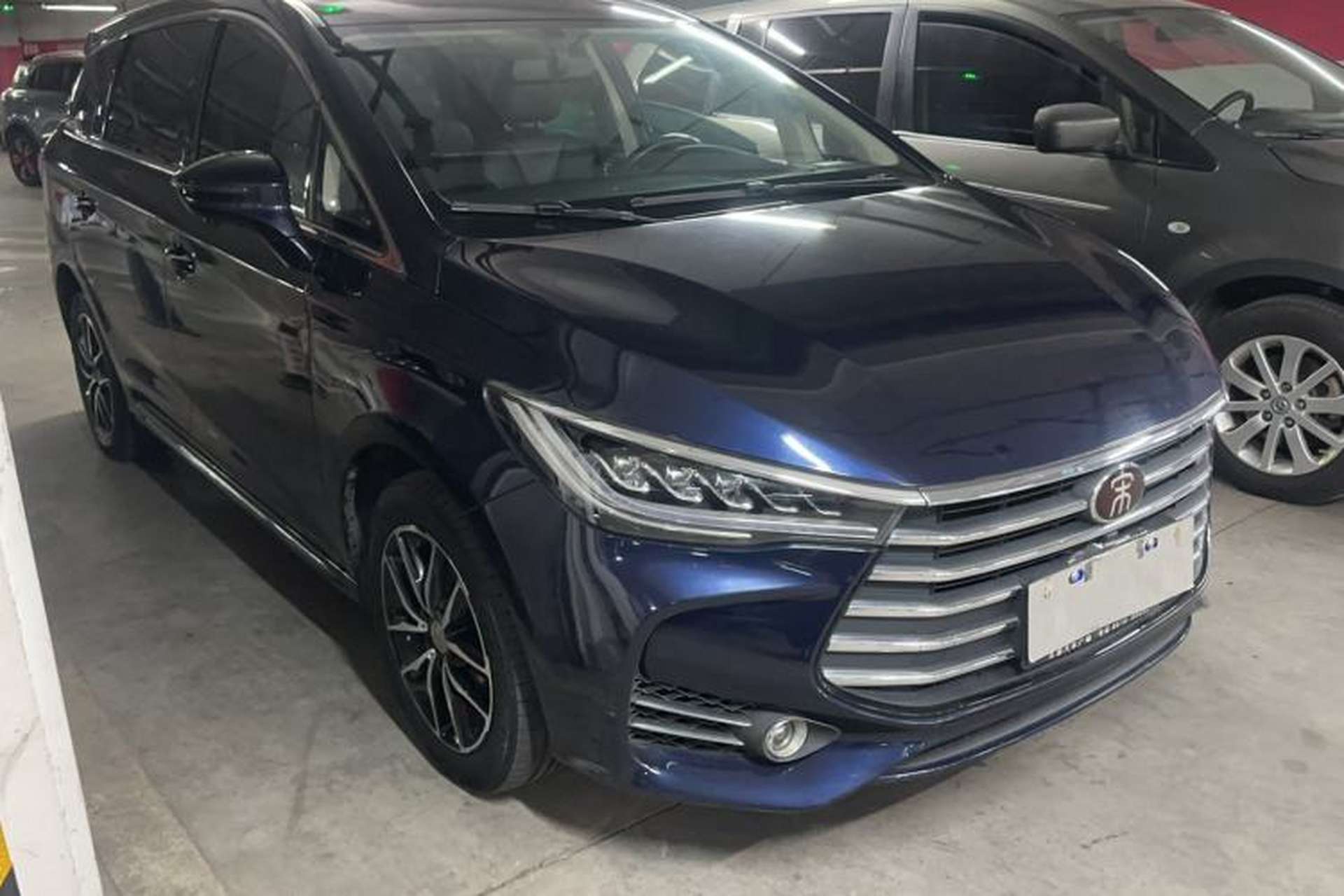 Used BYD Song MAX 2017 1.5T Automatic Smart Connect Luxury 7-Seater Exterior 2