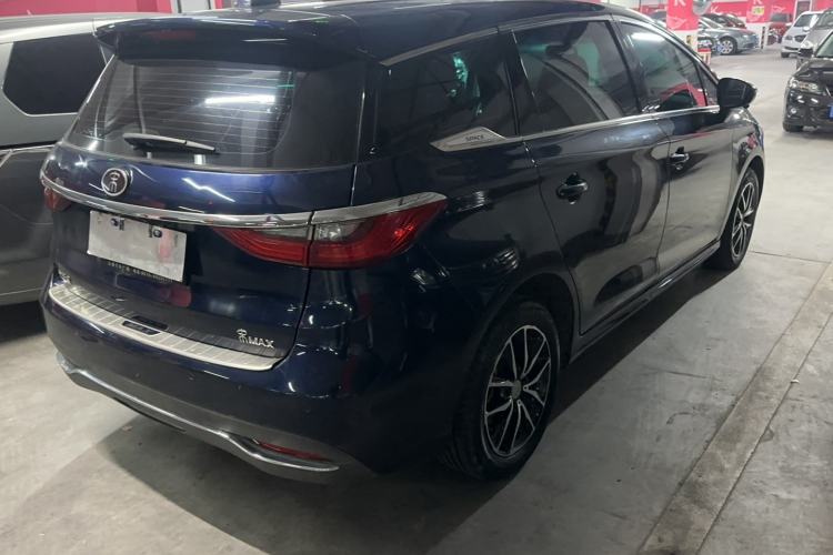 Used BYD Song MAX 2017 1.5T Automatic Smart Connect Luxury 7-Seater Exterior 3