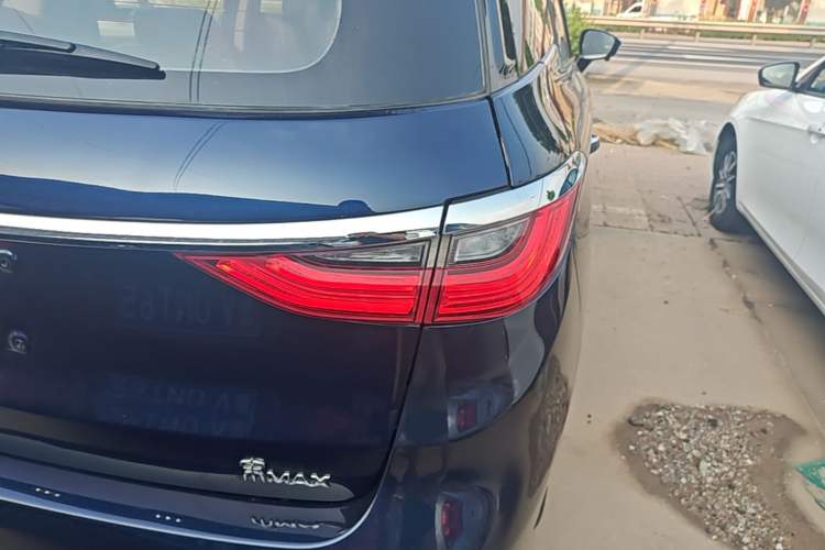 Used BYD Song MAX 2017 1.5T Automatic Smart Connect Luxury 7-Seater Exterior 3