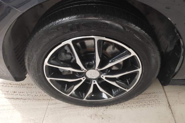 Used BYD Song MAX 2017 1.5T Automatic Smart Connect Elite 7-Seater Exterior 4