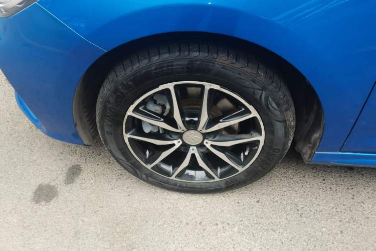 Used BYD Song MAX 2017 1.5T Automatic Smart Connect Elite 7-Seater Exterior 4