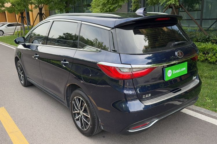 Used BYD Song MAX 2017 1.5T Automatic Smart Connect Prestige 7-Seater Exterior 5