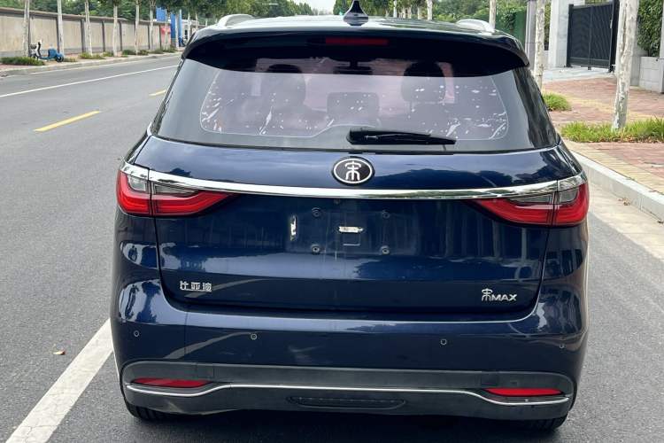 Used BYD Song MAX 2017 1.5T Automatic Smart Connect Elite 7-Seater Exterior 5