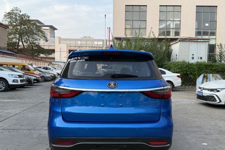 Used BYD Song MAX 2017 1.5T Automatic Smart Connect Elite 7-Seater Exterior 5