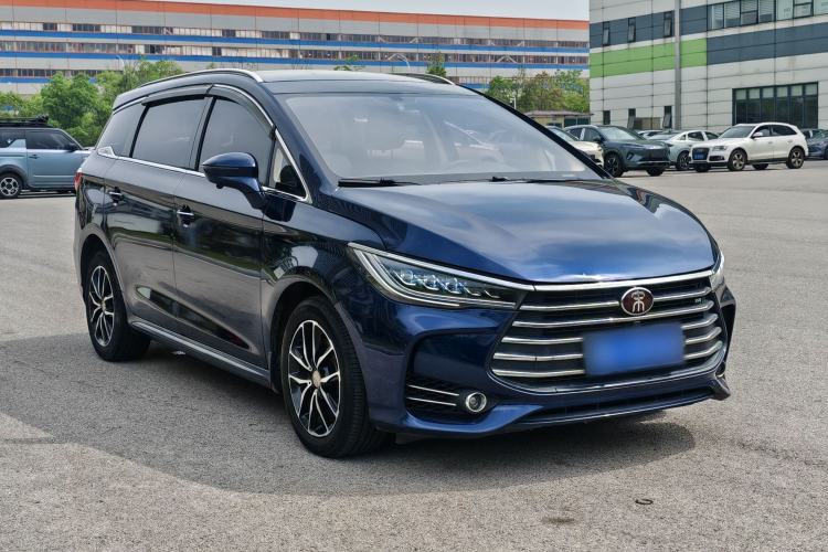 Used BYD Song MAX 2017 1.5T Automatic Smart Connect Elite 7-Seater Exterior 6