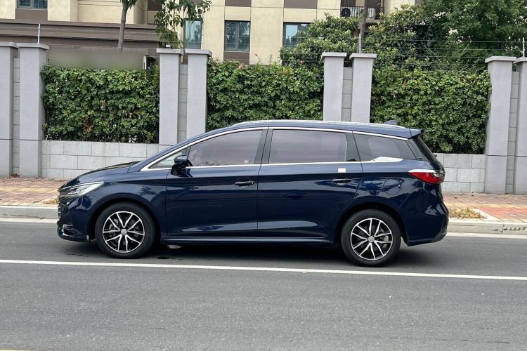 Used BYD Song MAX 2017 1.5T Automatic Smart Connect Elite 7-Seater Exterior 7