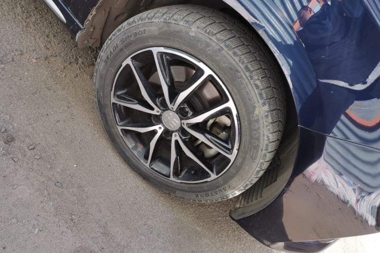 Used BYD Song MAX 2017 1.5T Automatic Smart Connect Luxury 7-Seater Exterior 7