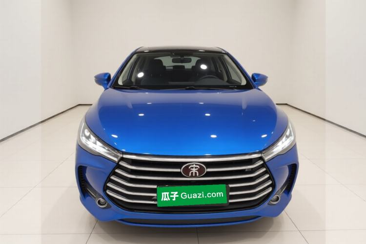 Used BYD Song MAX 2017 1.5T Automatic Smart Connect Elite 7-Seater Front