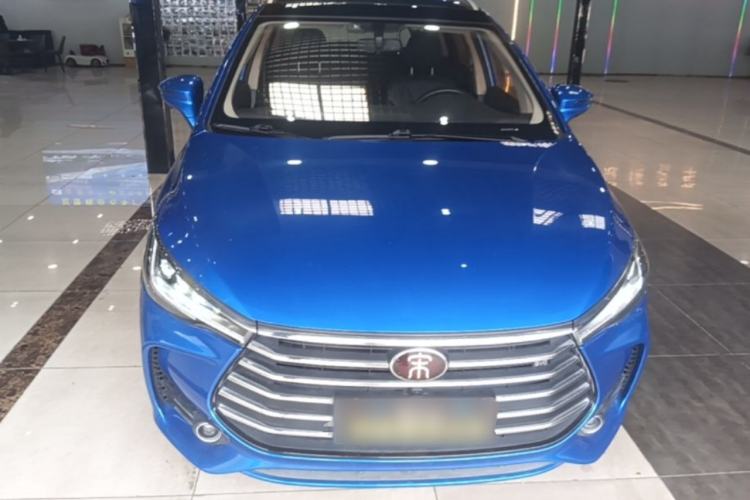 Used BYD Song MAX 2017 1.5T Automatic Smart Connect Elite 7-Seater Front